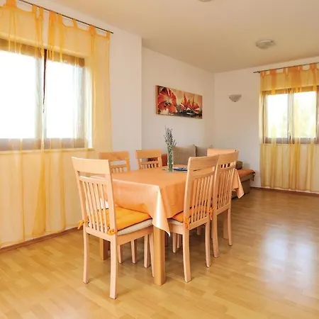 Διαμέρισμα Three-bedroom In Biograd Opatijski Torovi