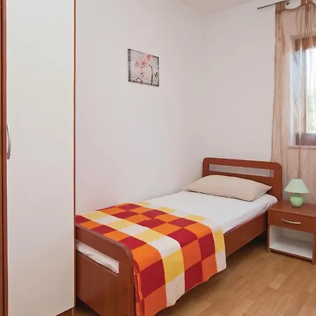 Three-bedroom In Biograd * Opatijski Torovi